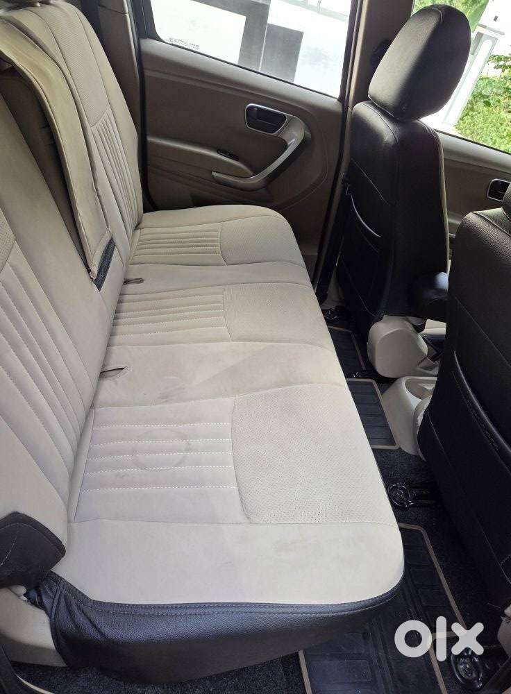 Mahindra Bolero Neo N10 (r), 2023, Diesel