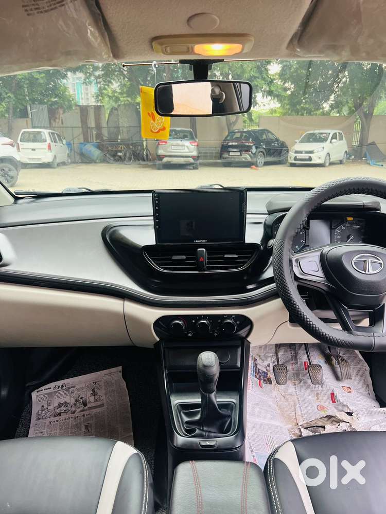 Tata Altroz 1.2 Xm, 2023, Petrol