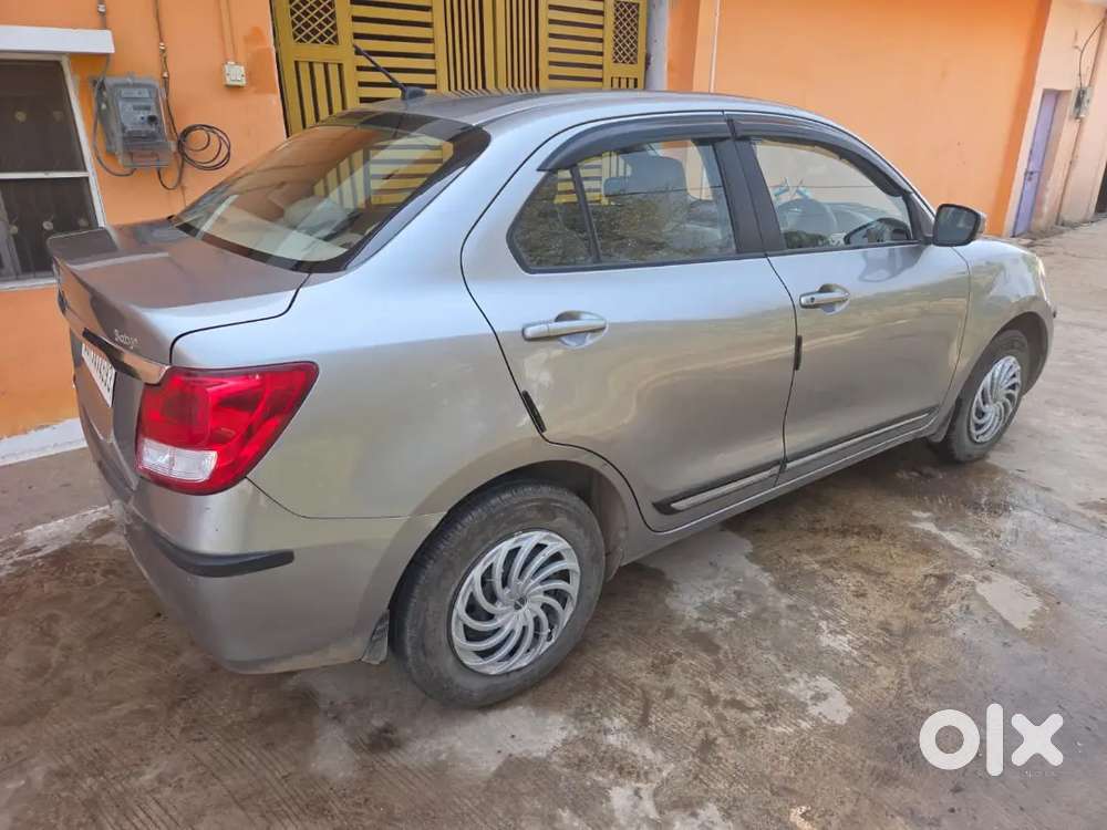 Maruti Suzuki Dzire 2023 Petrol 72000 Km Driven