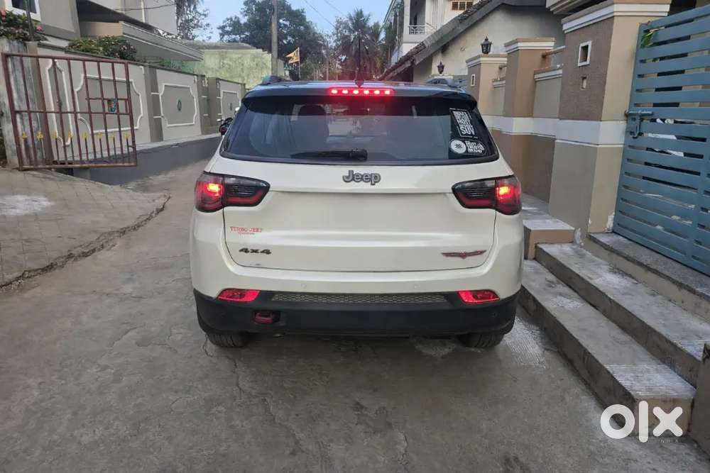 Jeep Compass Trailhawk 2021 Diesel 160000 Km Driven