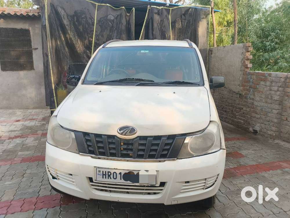 Mahindra Xylo, 2012 Model, Hr01 Registered Number