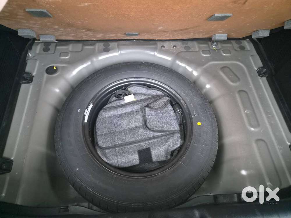 Kia Sonet 2024 Petrol Well Maintained