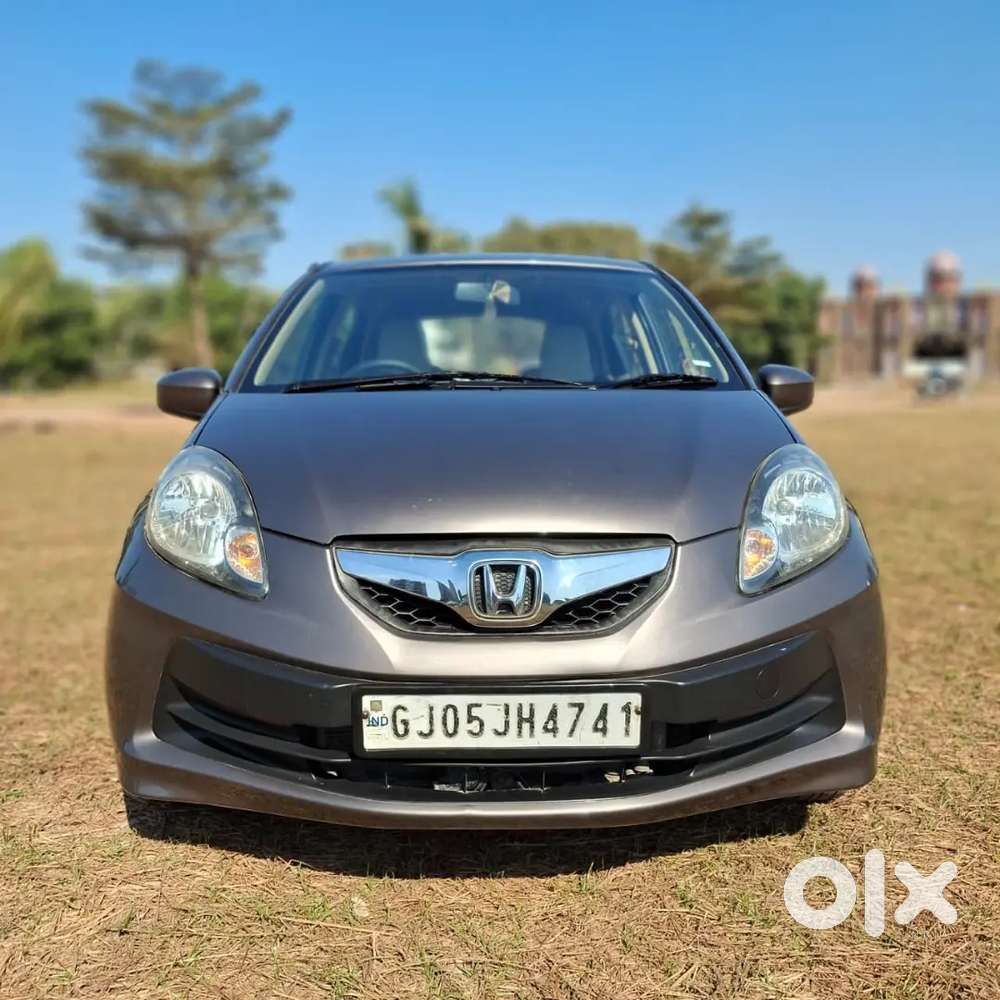 ઘરઘરાવ ખુબ સારી કન્ડિશનમાં હોન્ડા બ્રીઓ Cng ગાડી તાત્કાલિક વેચવાની છે