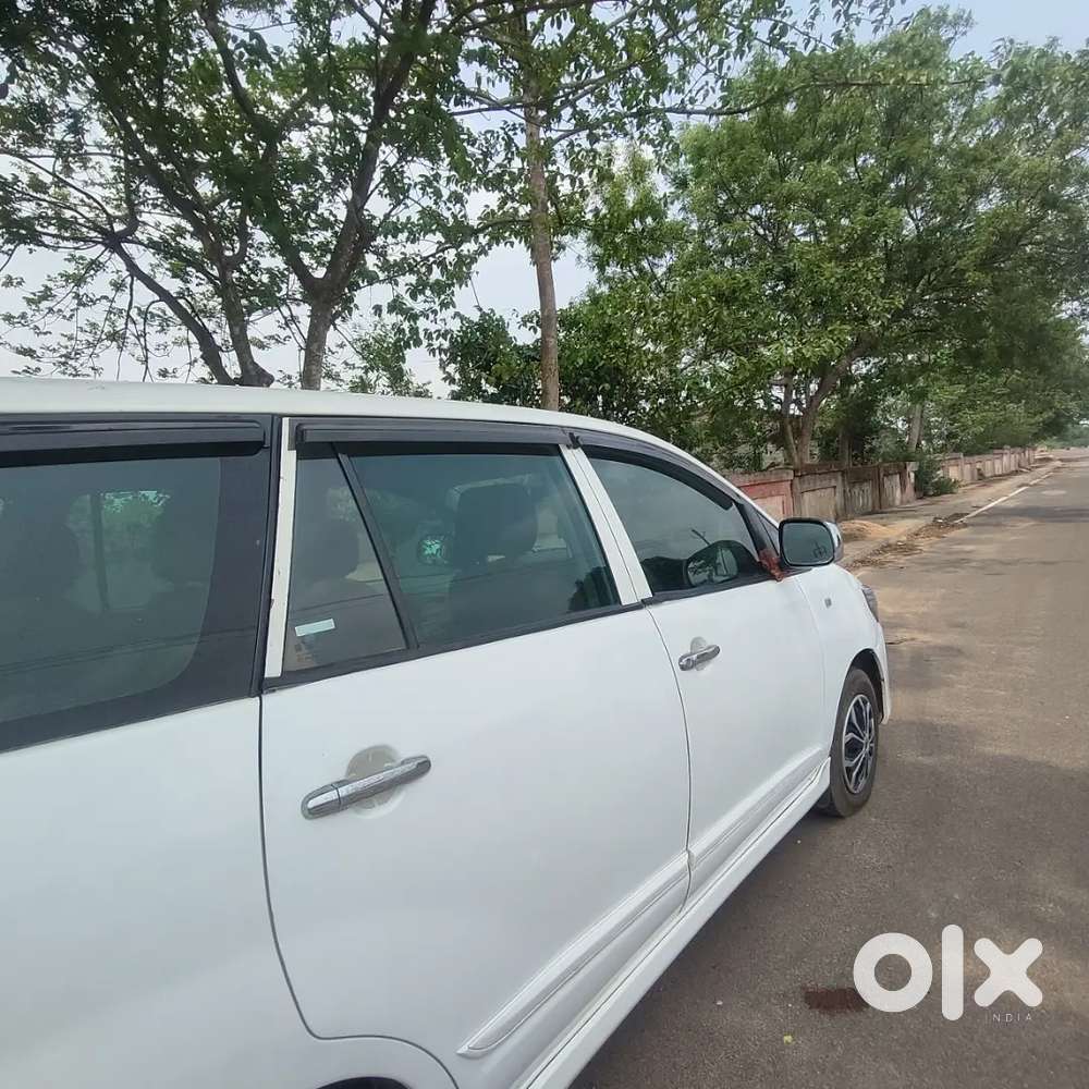 Toyota Innova 2.5 Gx 2015