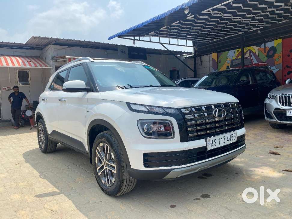 Hyundai Venue 1.0 Sx (o) Turbo Dct, 2023, Petrol