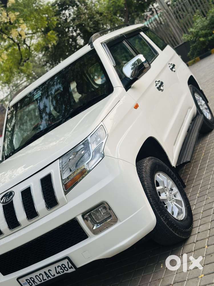 Mahindra Xuv300 W8 Diesel, 2016