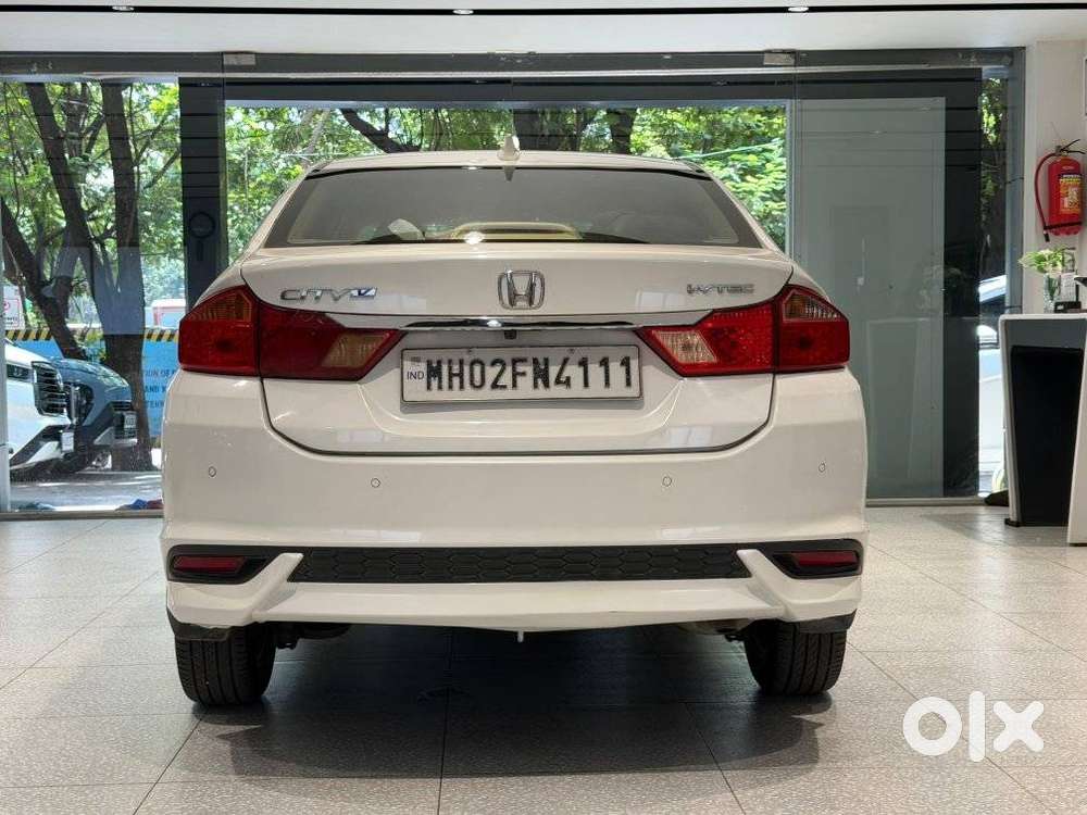 Honda City 1.5 V 5th Gen I-vtec Mt, 2021, Petrol