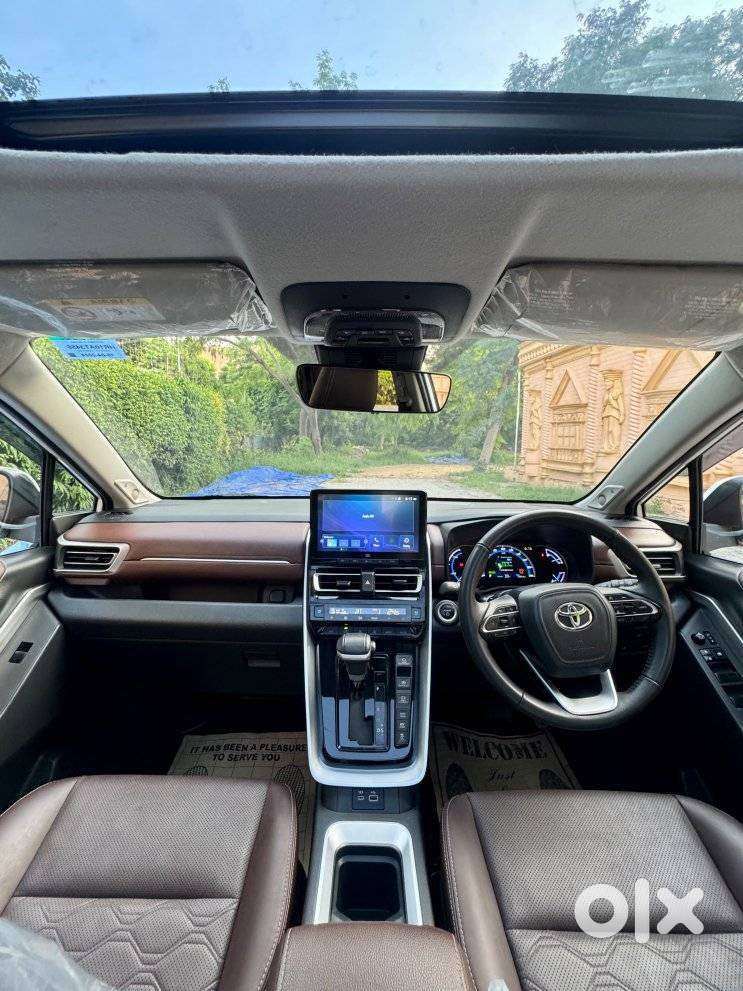 Toyota Innova Hycross Zx(o), 2024, Petrol