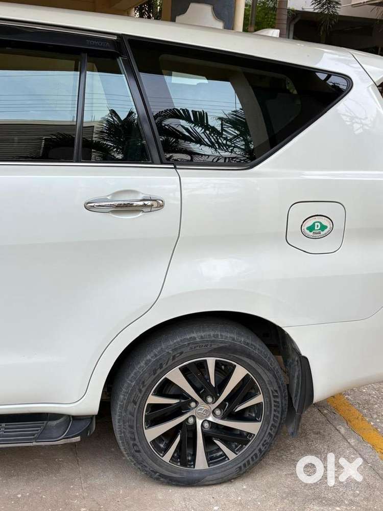 Toyota Innova Crysta 2021