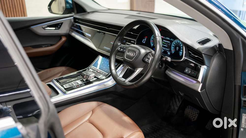 Audi Q8 Limited Edition, 2022, Petrol