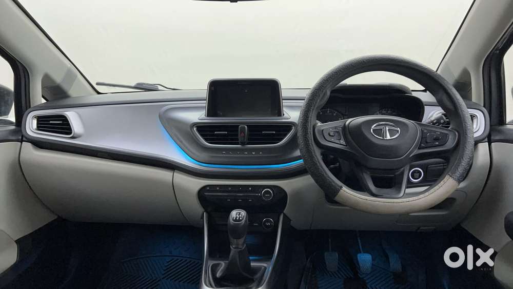 Tata Altroz Xz, 2023, Petrol