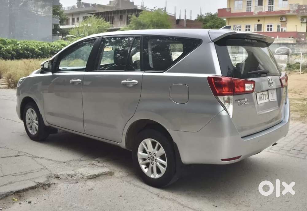 Toyota Innova Crysta 2.4 G Mt 7 Str, 2017, Diesel