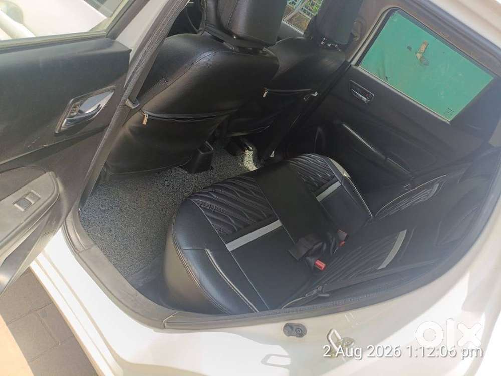 Maruti Suzuki Swift Vxi + Manual, 2023, Petrol