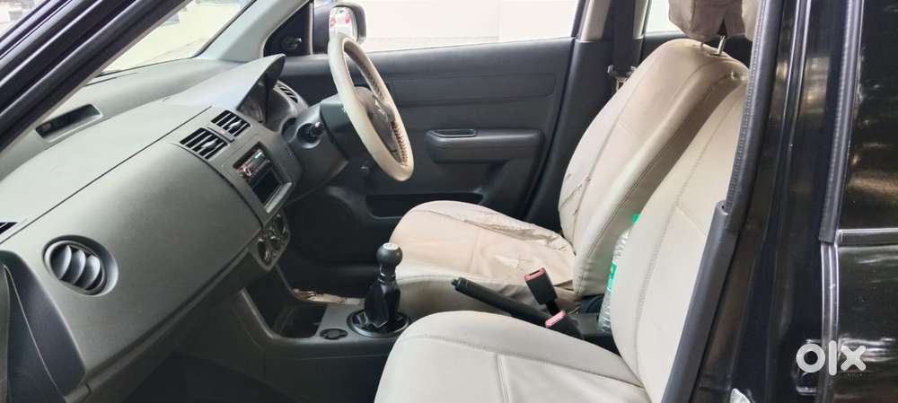 Maruti Suzuki Swift Vxi + Manual, 2009, Petrol