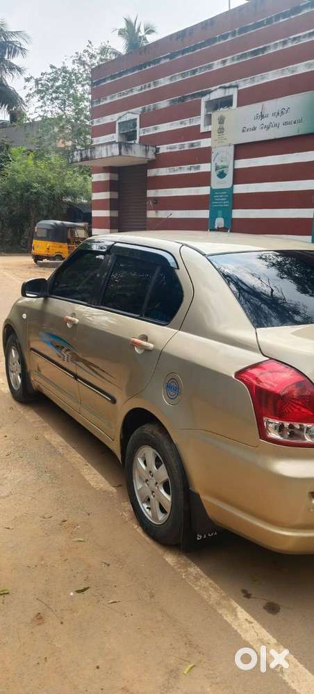 Maruthi Dzire 2011