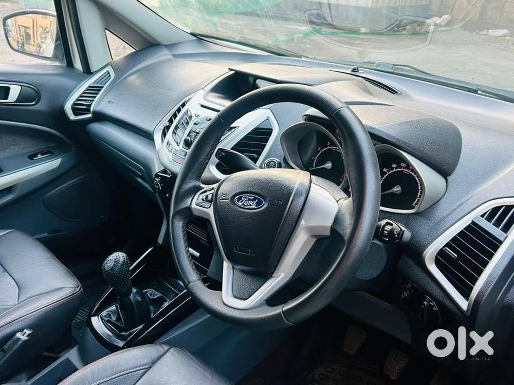 Ford Ecosport Titanium 2015 Petrol Good Condition