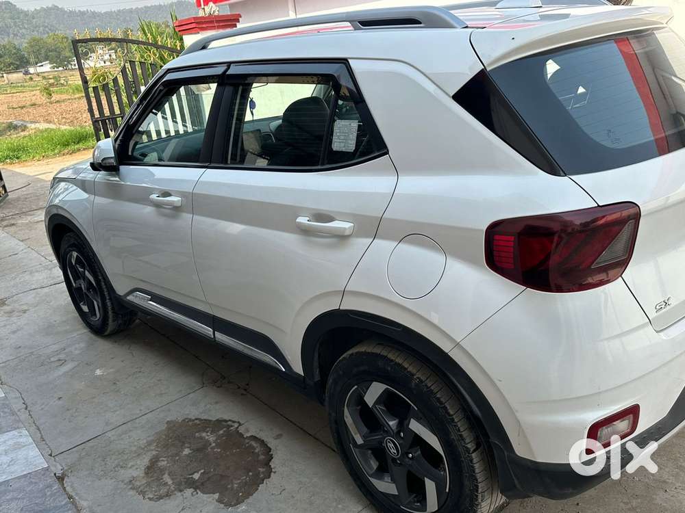 2020 Hyundai Venue Petrol Manual