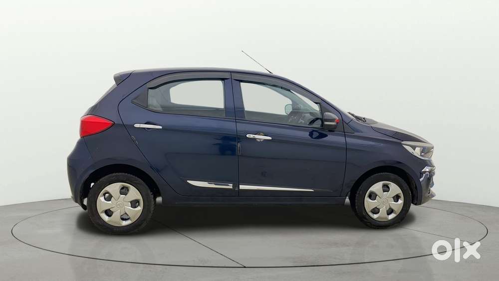 Tata Tiago 1.2 Revotron Xt, 2022, Petrol