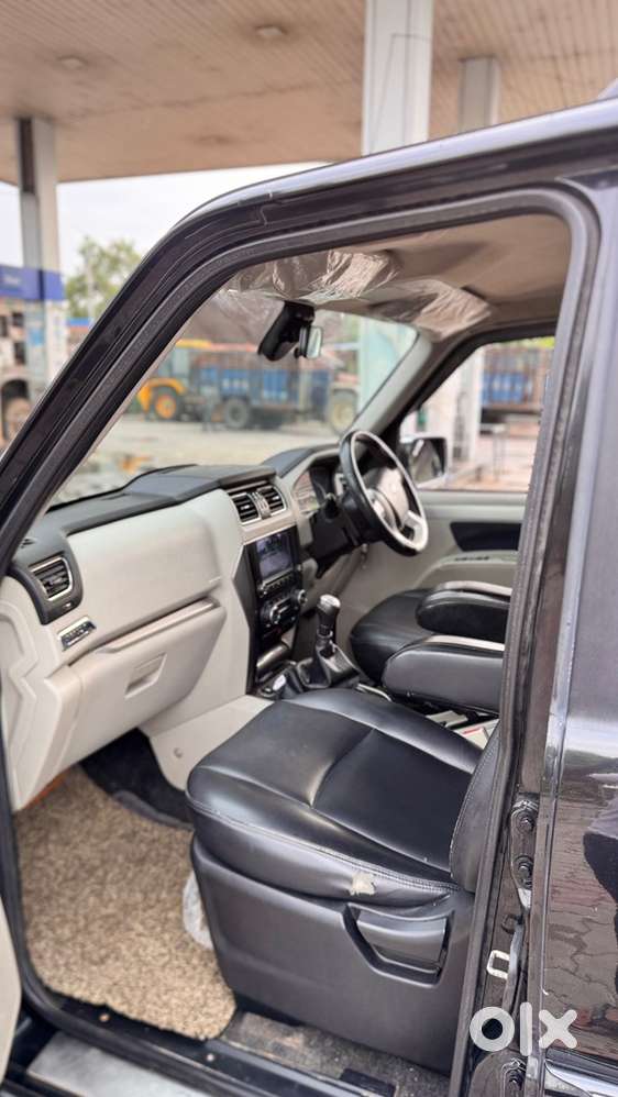Mahindra Scorpio Diesel 99000 Km Driven