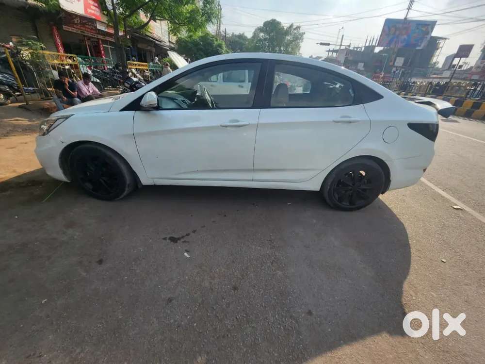 Hyundai Verna 2013 Petrol Well Maintained