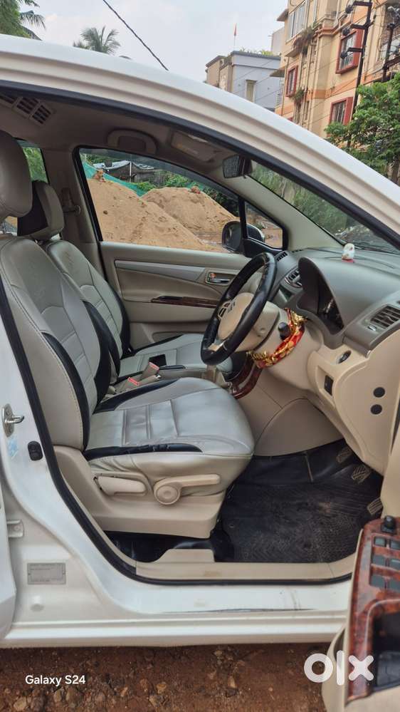 Maruti Suzuki Ertiga Zxi Plus , 2017, Petrol