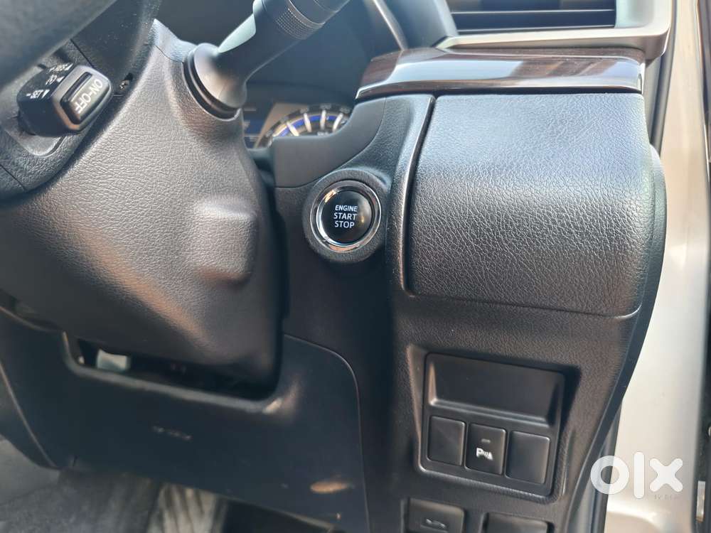 Toyota Innova Crysta 2.7 Zx At, 2018, Petrol
