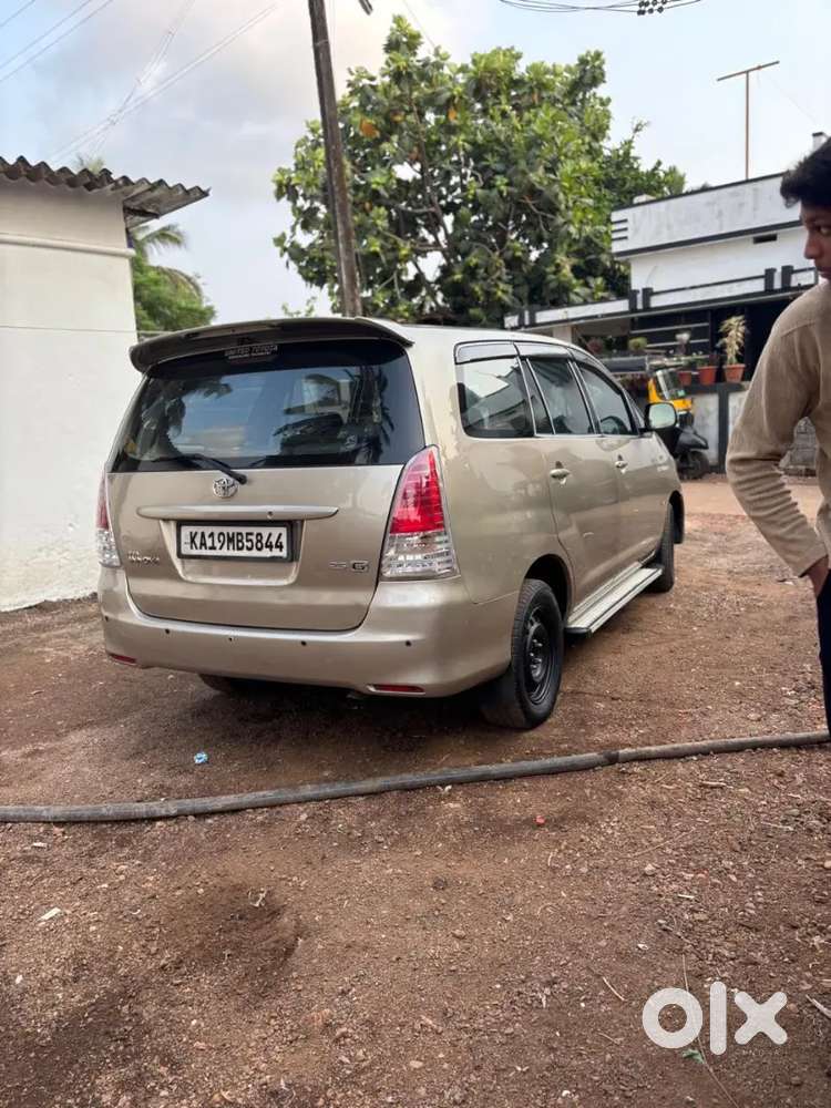 Toyota Innova 2.5 Gx 2011