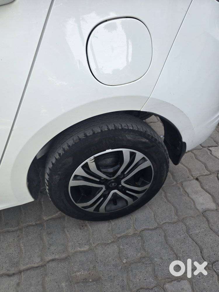 Tata Tigor 1.2 Revotron Xza Plus Leatherette Amt, 2024, Cng & Hybrid..