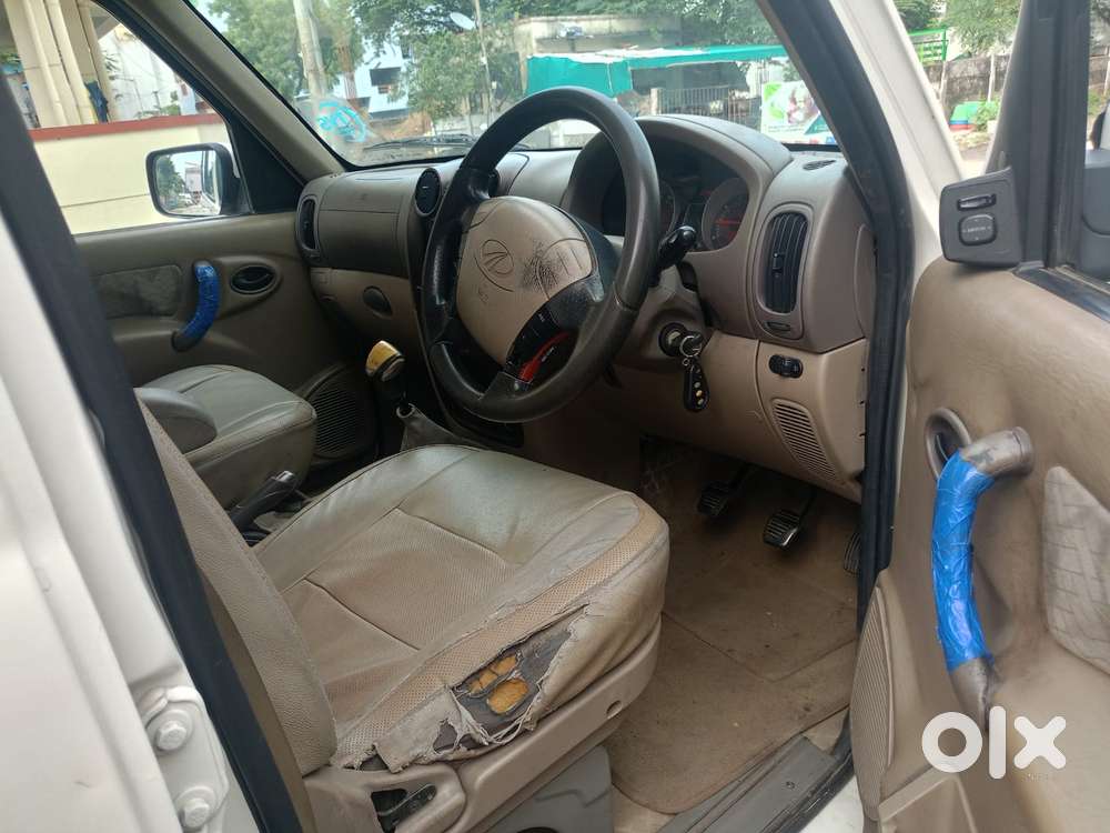 Mahindra Scorpio Vlx 2wd Abs At Bsiii, 2012, Diesel