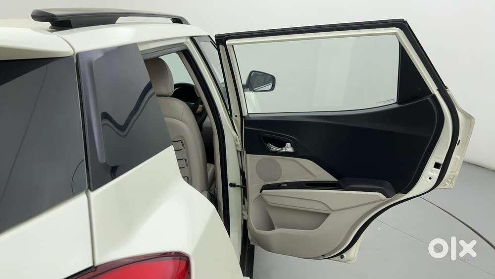 Mahindra Xuv300 W8 Option, 2020, Petrol