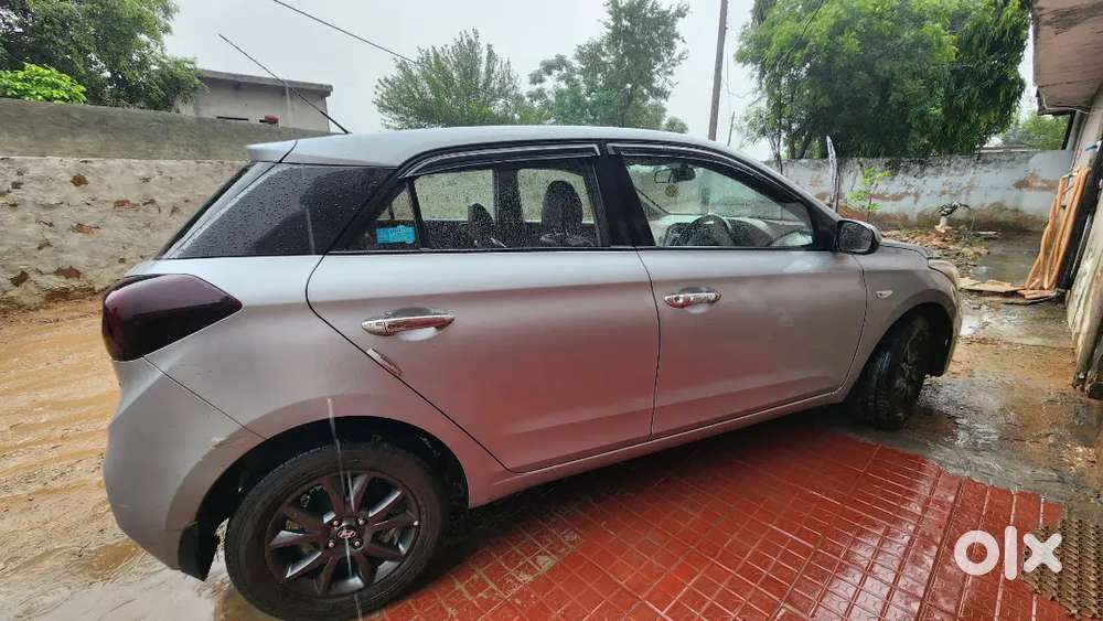 Hyundai I20 2020 Cng & Hybrids 61200 Km Driven