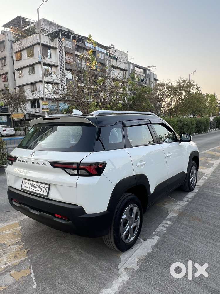 Maruti Suzuki Vitara Brezza 1.5 Vxi, 2023, Cng & Hybrids