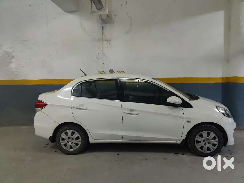 Honda Amaze Petrol 2015