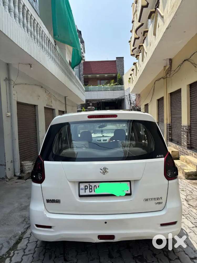 Maruti Suzuki Ertiga 2013