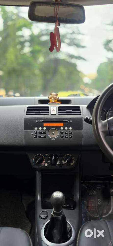Maruti Suzuki Swift Dzire Vxi Optional, 2009, Petrol