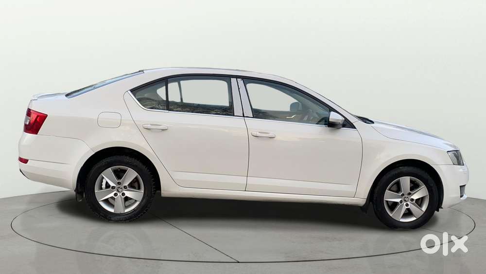 Skoda Octavia 1.8 Tsi At Style Plus, 2017, Petrol