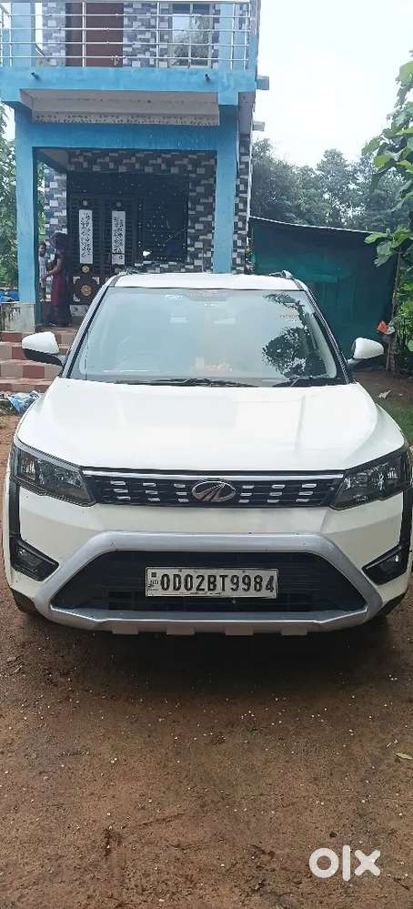 Mahindra Xuv300 2021 Amt Petrol