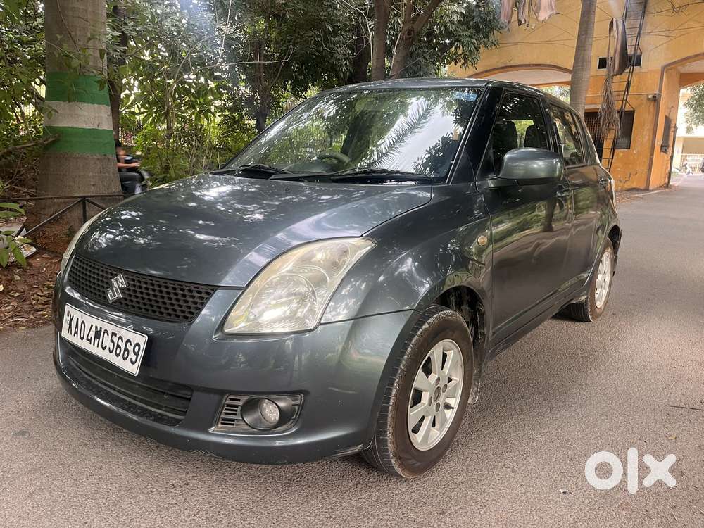 Maruti Suzuki Swift 1.3 Zxi, 2006, Petrol