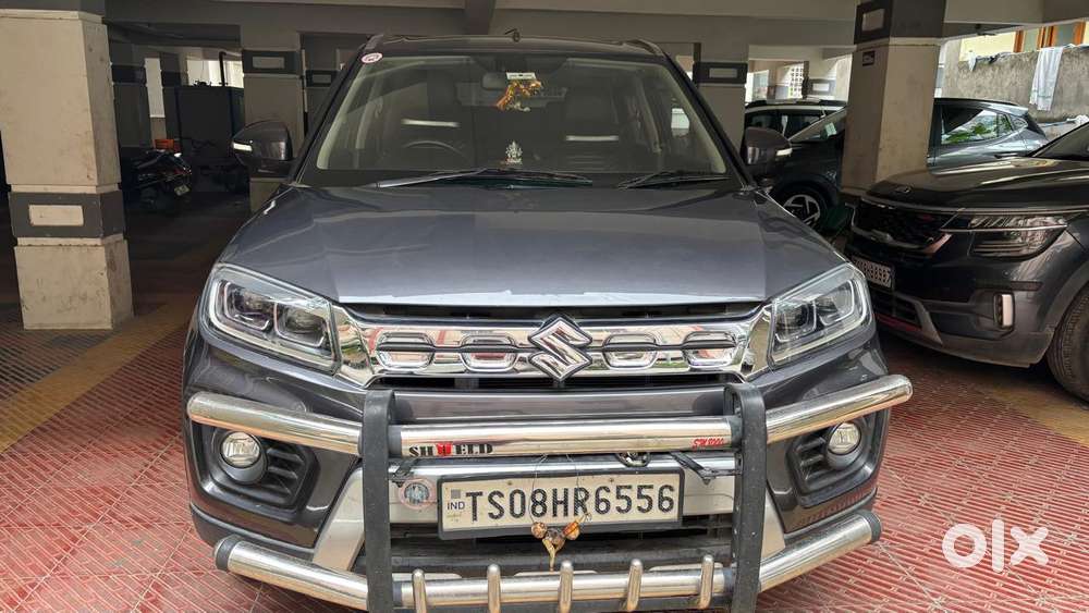 Maruti Suzuki Brezza 1.5 Zxi Smart Hybrid Dual Tone, 2021, Petrol