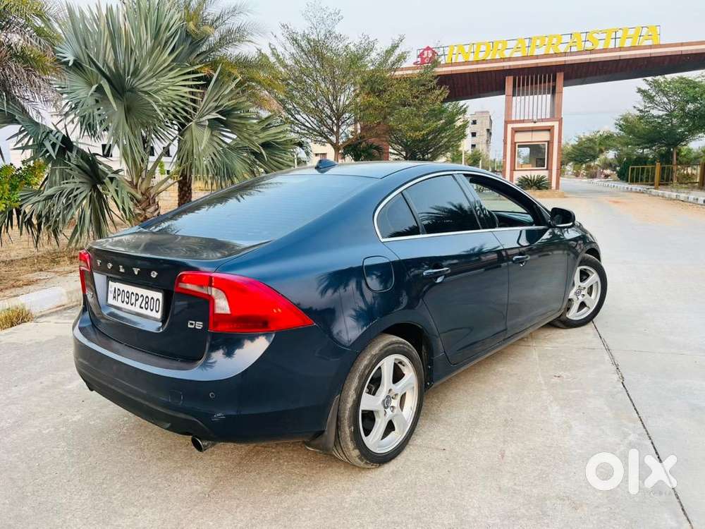 Volvo S60 2011 Diesel Well Maintained