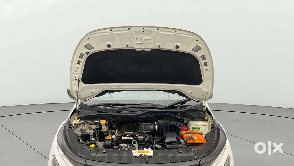 Tata Altroz 1.2 Xz Plus Petrol, 2022, Petrol