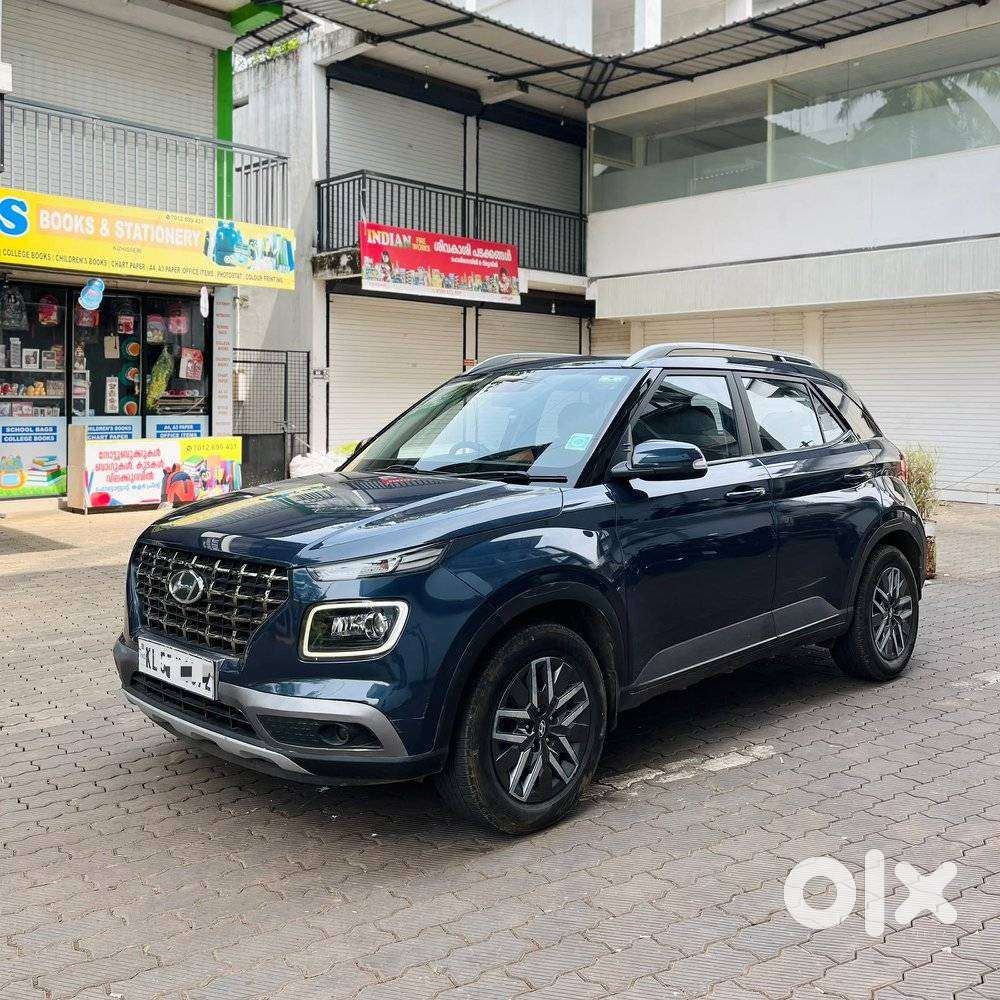 Hyundai Venue Sx Mt, 2022, Diesel