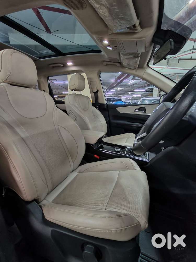 Mahindra Xuv700 Ax7 Luxury Pack Awd, 2023, Diesel