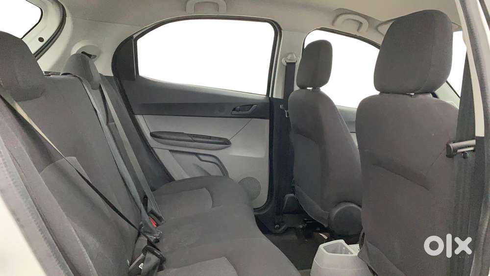 Tata Tiago 1.2 Revotron Xta, 2024, Petrol