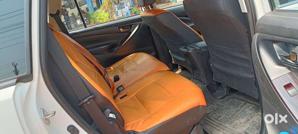 Toyota Innova Crysta 2.4 Gx Mt 8s, 2025, Diesel