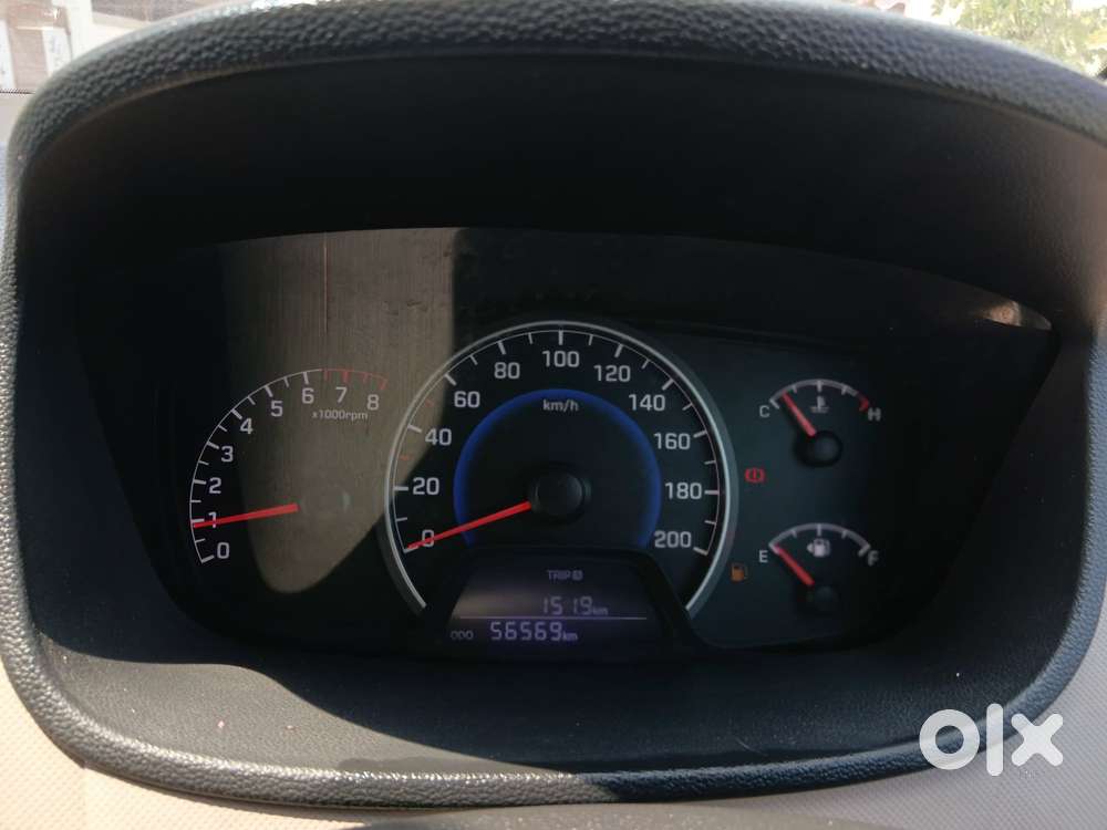 Hyundai Grand I10 2013-2016 Sportz, 2016, Petrol