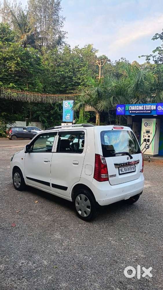 Maruti Suzuki Wagon R Vxi Amt Opt, 2018, Petrol