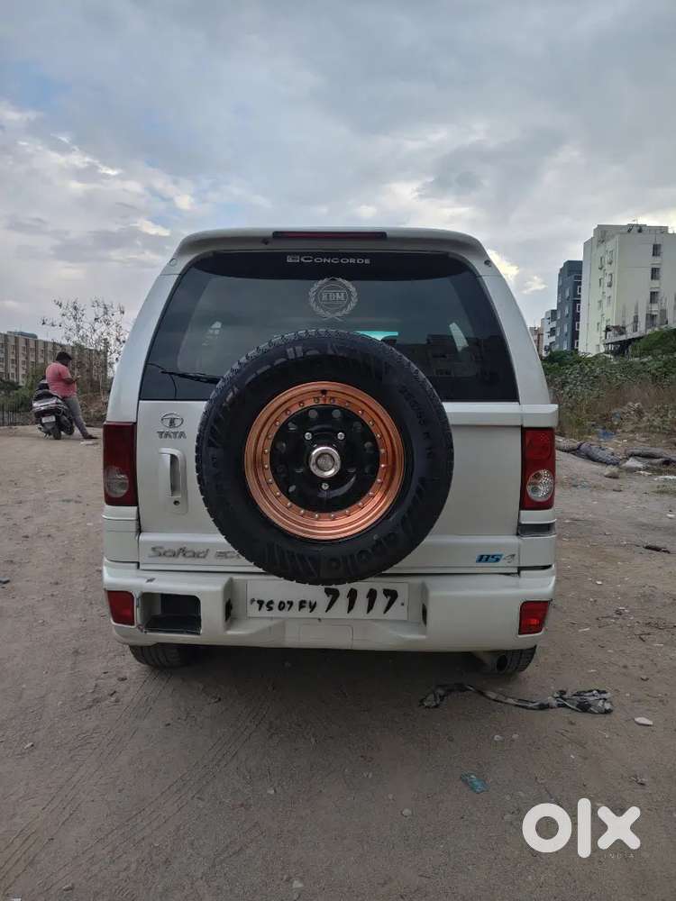 Tata Safari 2017 Diesel 71000 Km Driven