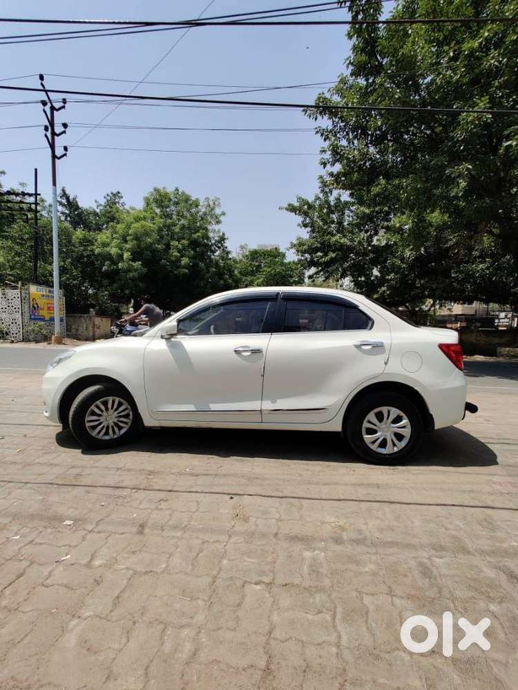 Maruti Suzuki Dzire 1.2 Lxi, 2020, Petrol