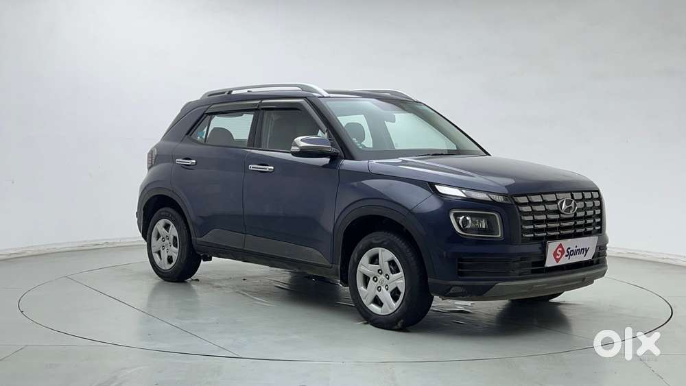 Hyundai Venue 1.2 S (o), 2022, Petrol